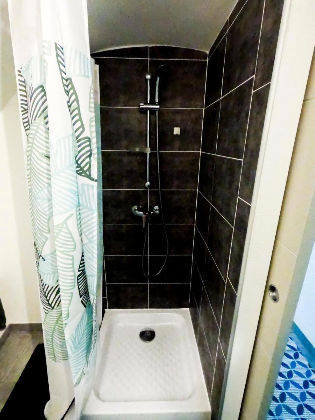 Superbe Appartement Montélimar Buitenkant foto
